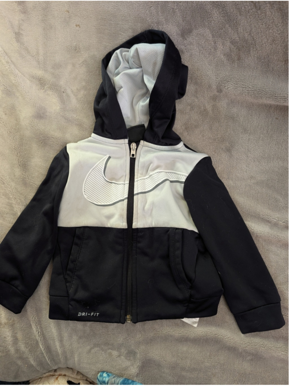 Nike Dri-FIT Toddler Boys Zip Hoodie Jacket 24M Black Gray Swoosh